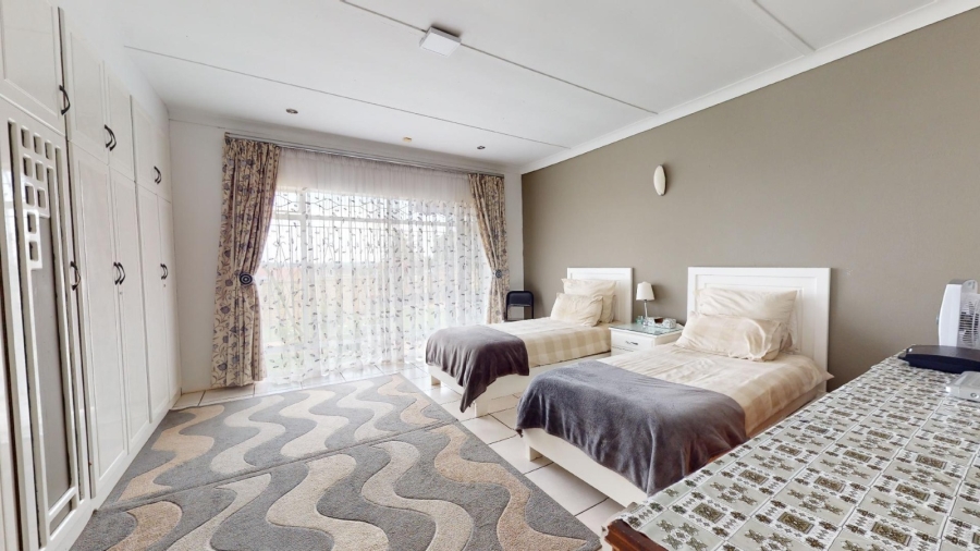 3 Bedroom Property for Sale in Mohadin North West